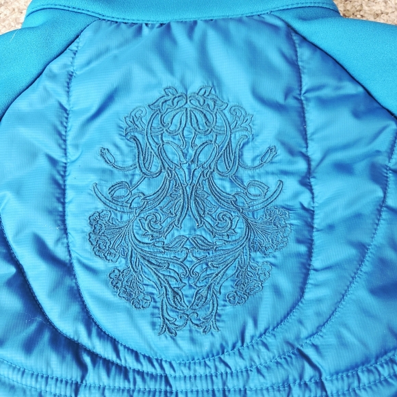Athleta Puffer Vest Flashback Teal Embroidered Back Performance Running Size S - Picture 5 of 13